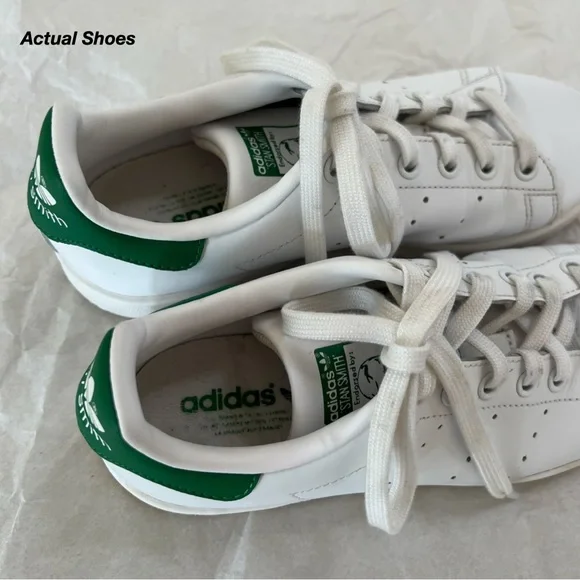 GUC: ADIDAS STAN SMITH SNEAKER IN WHITE AND FAIRWAY GREEN (5.5) - Picture 10 of 14